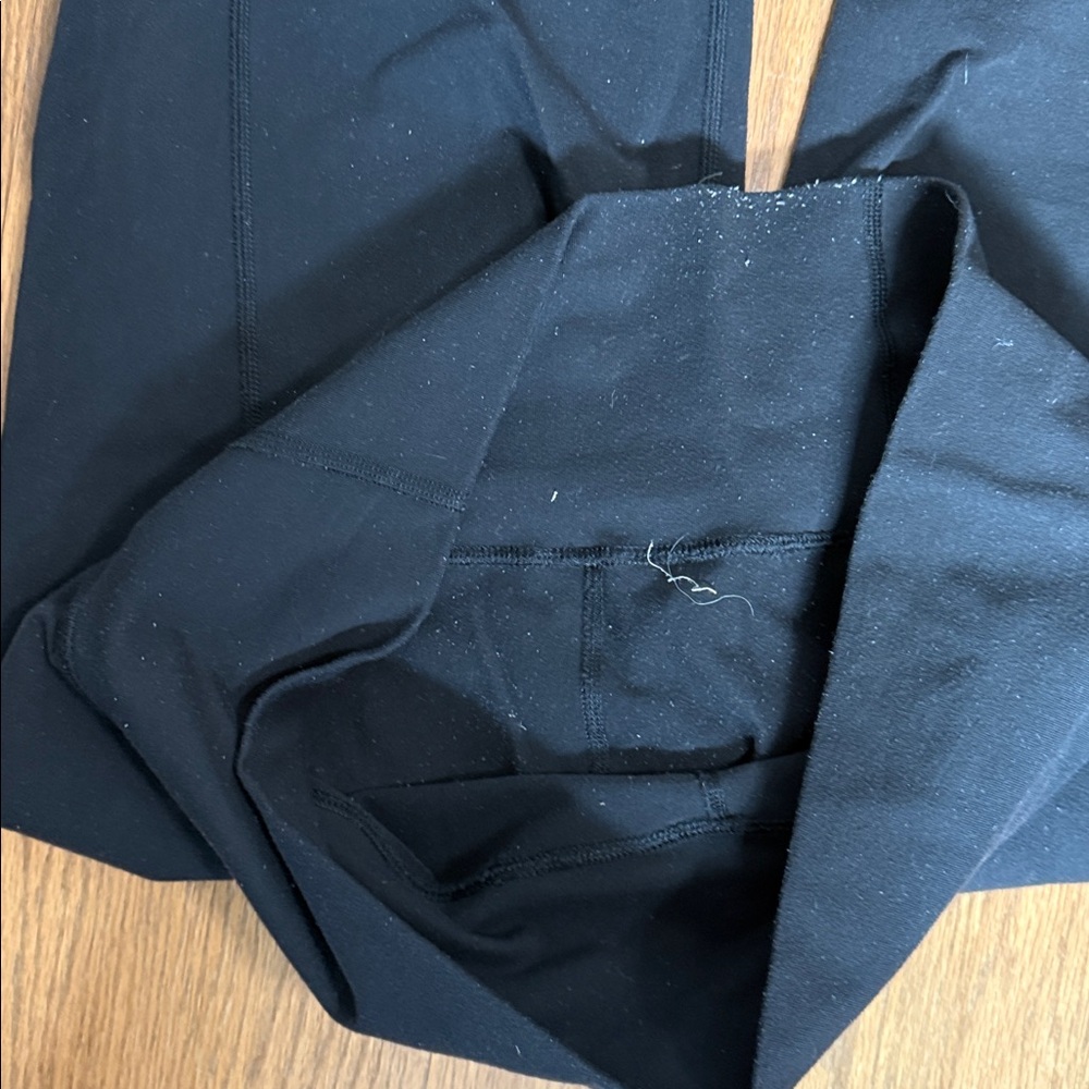 Lululemon pants - Picture 9 of 9